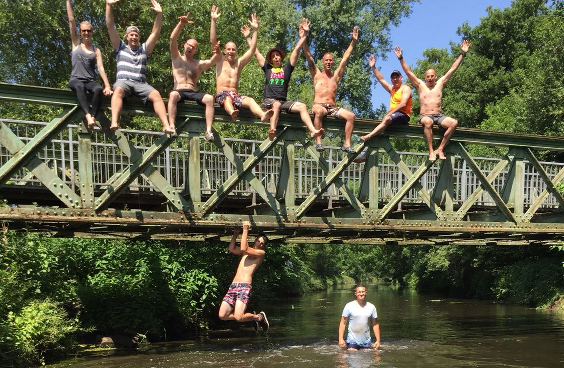 boot_jungs Paddeln auf der Niers